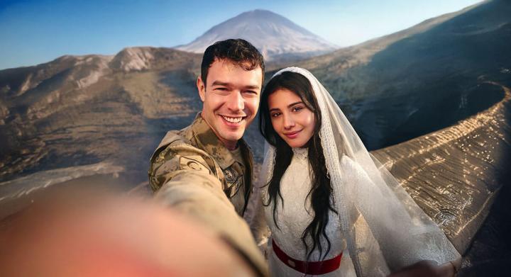مسلسل انت من احب الحلقة 10 العاشرة مترجمة